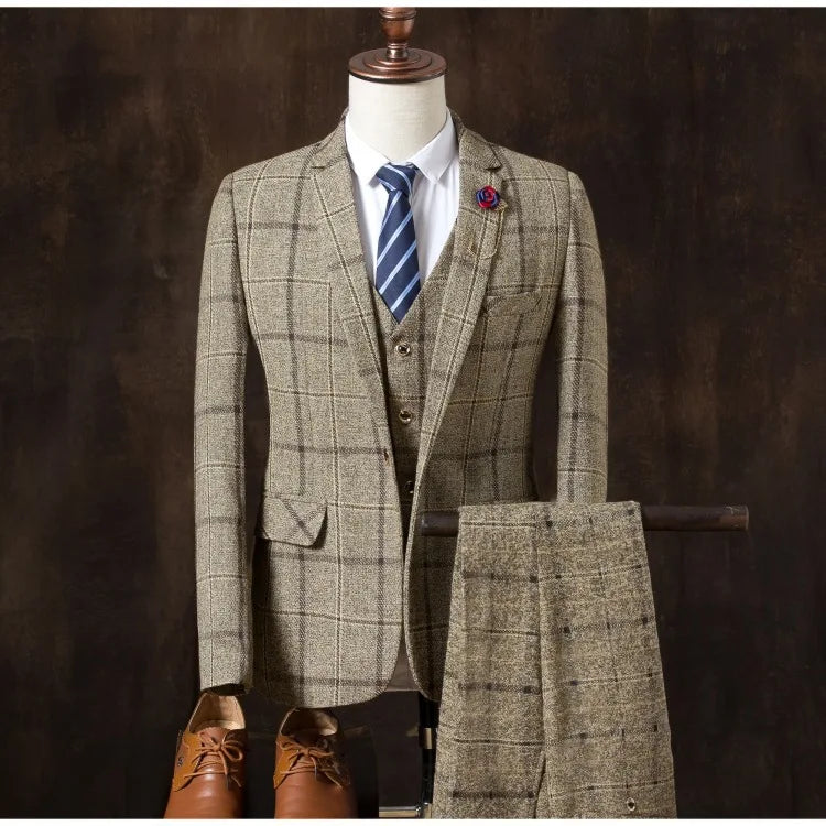 Luxury Plaid Suit Set — Blazer, Waistcoat & Trousers
