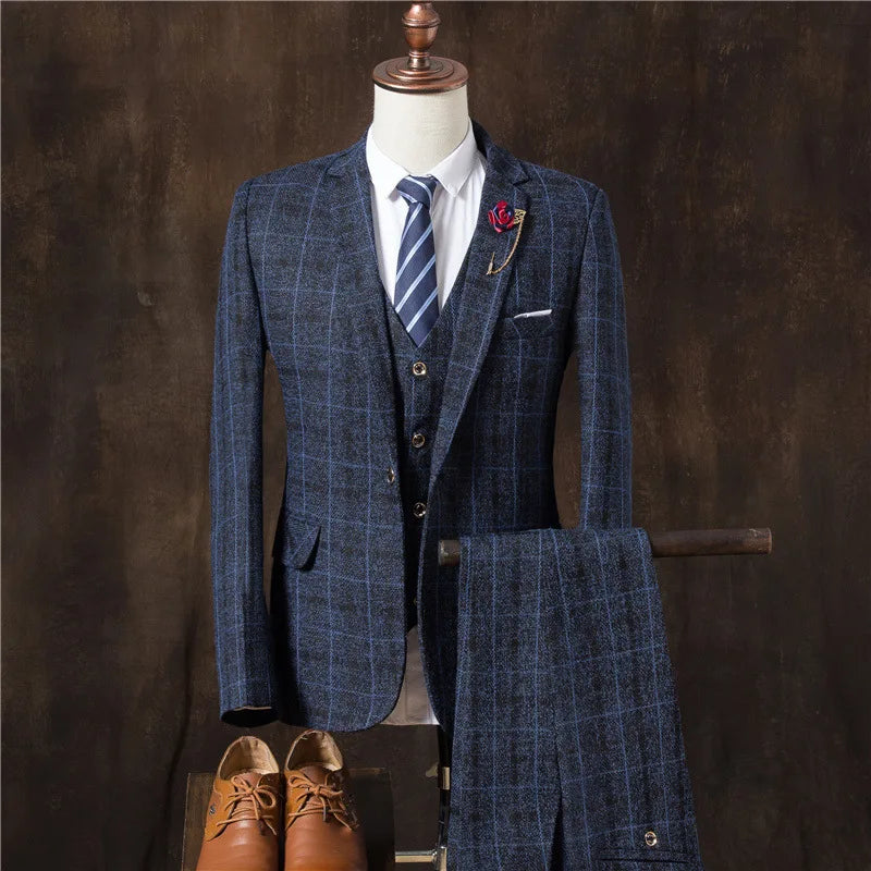 Luxury Plaid Suit Set — Blazer, Waistcoat & Trousers