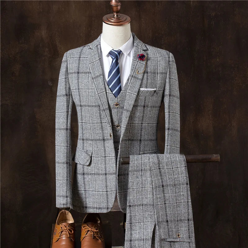 Luxury Plaid Suit Set — Blazer, Waistcoat & Trousers