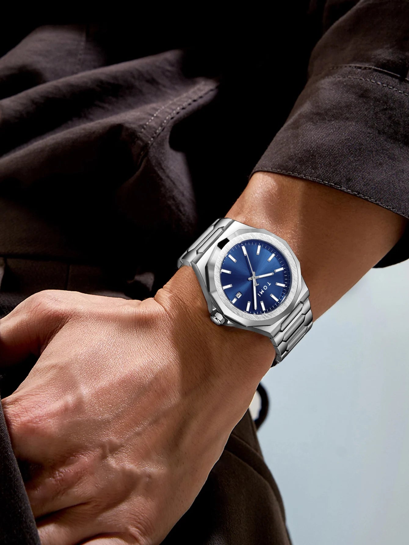 TOMI Luxury Gift Set — Premium Watch & Accessories